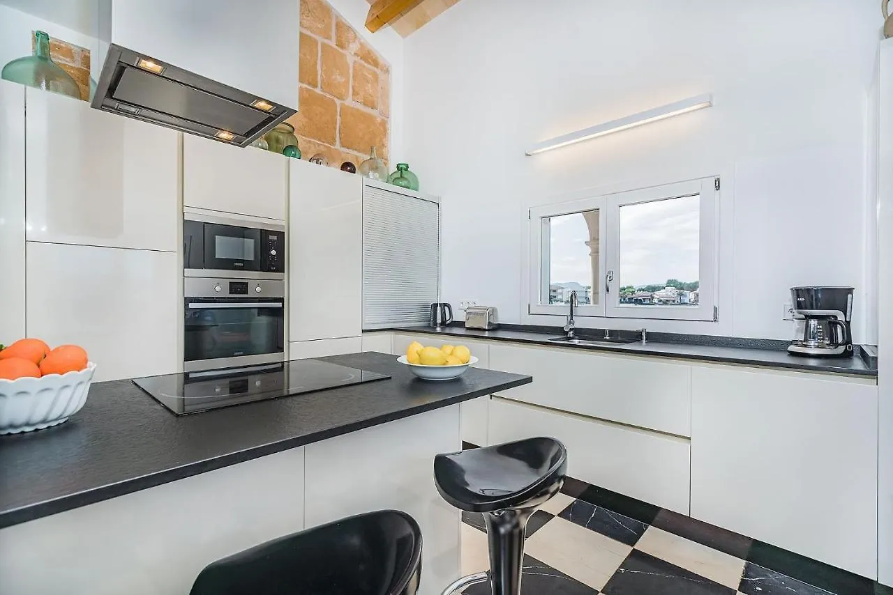 Beachfront Villa Es Clot By Sealand Villas Alcudia   Alcudia (Mallorca)